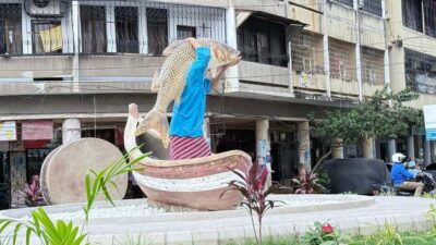 Dar es Salaam: Tuk-Tuk Tour, Street Food & Local Lifestyle - Swahili Street Food Tasting: Chapati, Mishkaki, and Fresh Drinks