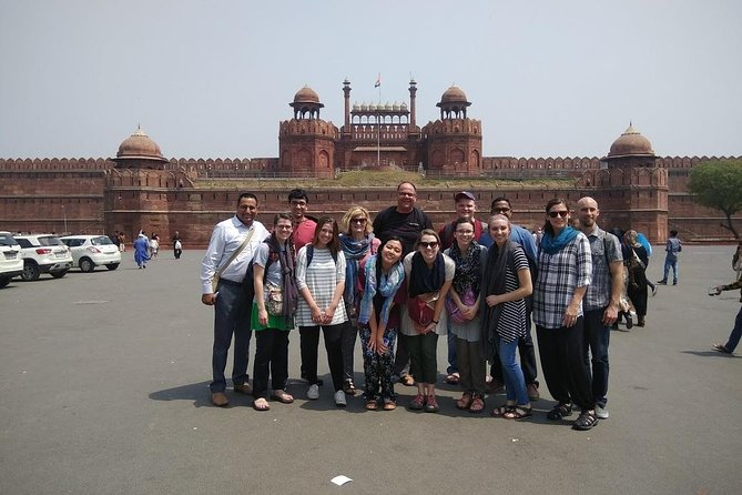 Delhi Day Tours with Lunch, Monument Entrance and Rickshaw Ride - Red Fort and Jama Masjid: Fort Power, Mosque Scale