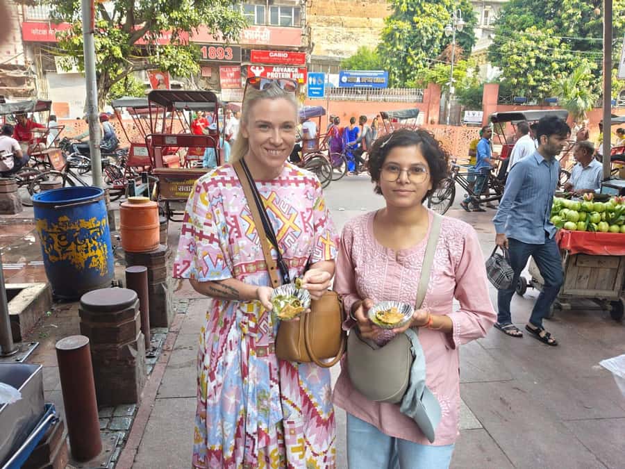 Delhi: Half or Full-Day Private Tour with Tuktuk Ride - Lunch break at a microbrewery multi-cuisine restaurant: plan for fuel, not a food quest