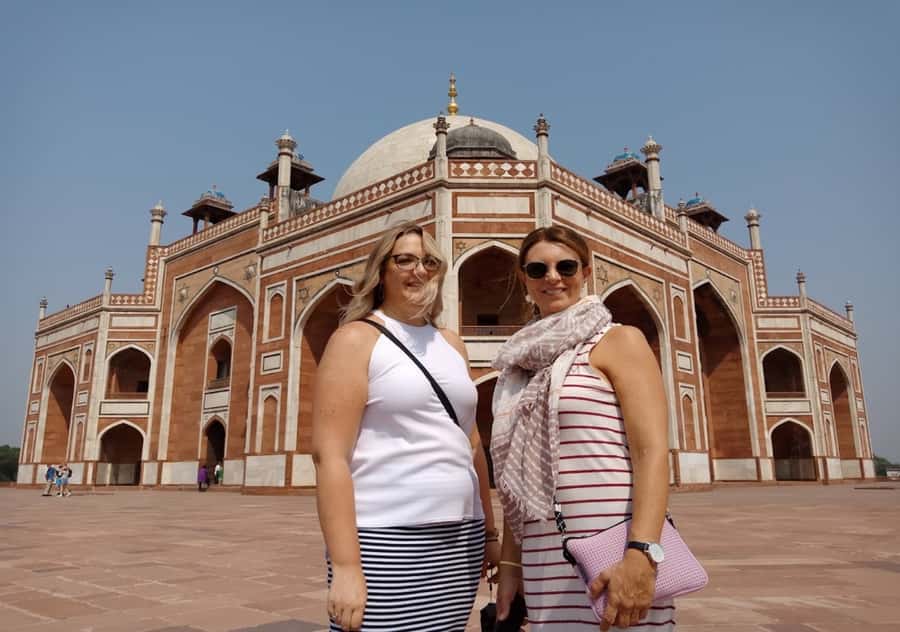 Delhi: Half or Full-Day Private Tour with Tuktuk Ride - Getting picked up, riding in comfort, and why the group size matters