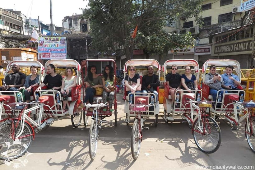 Delhi: Old Delhi Tour with Rickshaw Ride & Hotel Pickup - Getting Pulled Into Old Delhi Without the Hassle