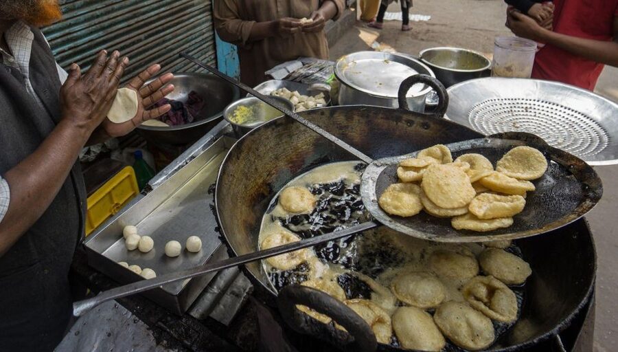 Delhi: Private Chandni Chowk, Food Tasting, & Tuk-Tuk Tour - Price and value: how $2.75 per person makes sense here