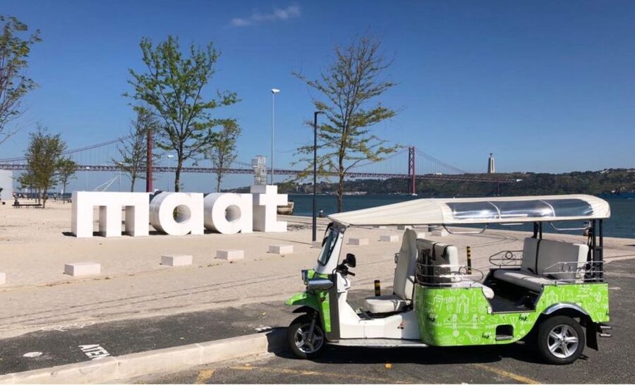 Discover Belém in Lisbon in 2H00 : Private Tuk-Tuk Tour - Why this electric tuk-tuk works so well in Belém