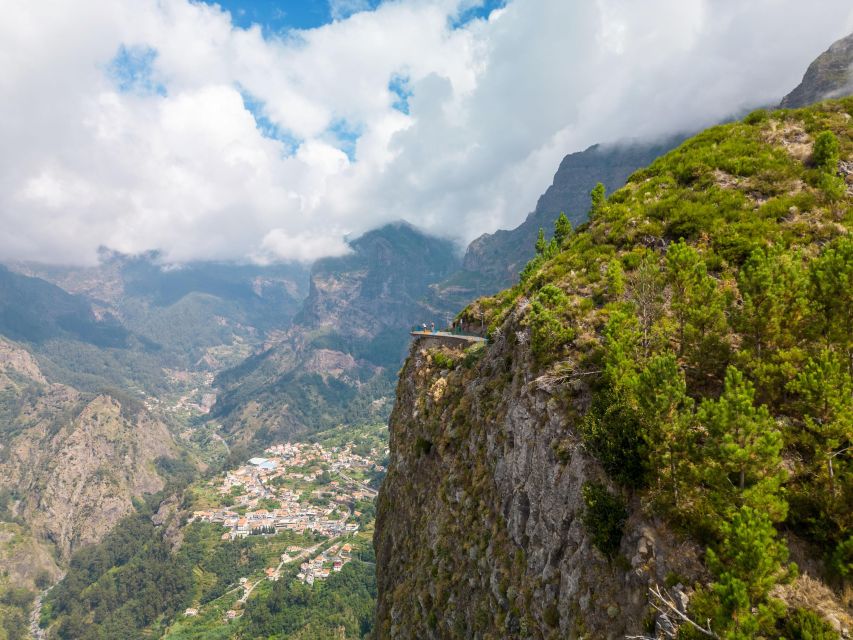 Do Funchal - Nun's Valley Tuk Tuk Tour (2h30) - From Funchal to Nun’s Valley: what the tuk tuk really gives you