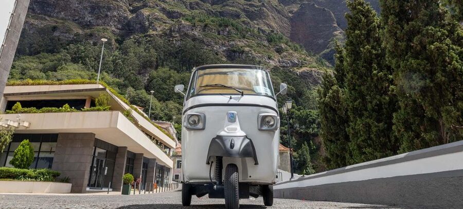 Do Funchal - Nun's Valley Tuk Tuk Tour (2h30) - Nun’s Valley inside a crater: why this place feels different