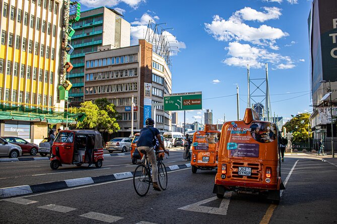 Downtown Johannesburg Tuk tuk Tour with a local lunch - The Tuk-Tuk Ride and How It Affects Your Day