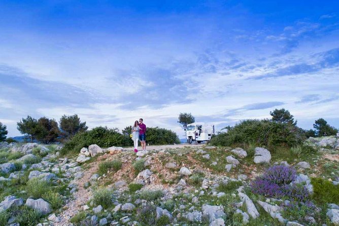 E-Tuk Tuk Tour in Dubrovnik - Guide Styles: What You Can Expect When the Driver Talks History