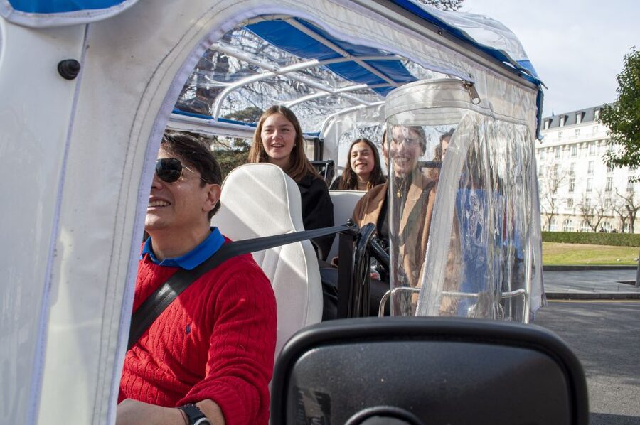 Effortless Madrid Historic Sights Tour by Electric Tuk-Tuk - Music on the Tuk-Tuk: The Fun Factor That Helps You Stay Present
