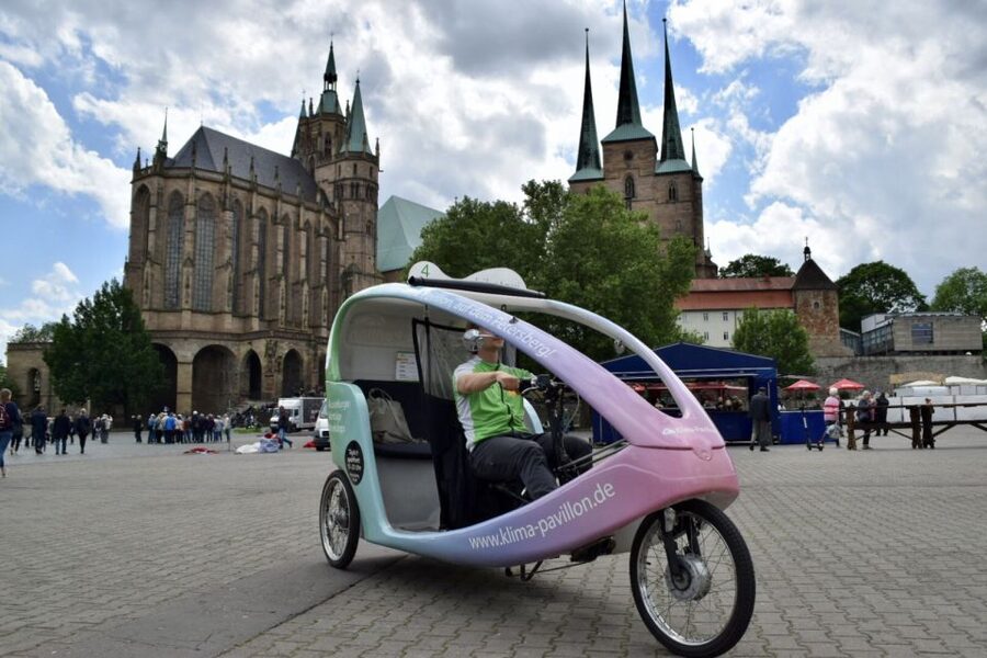 Erfurt: Romantic Rickshaw Tour For Two - Why Erfurt feels different from a two-person rickshaw cab