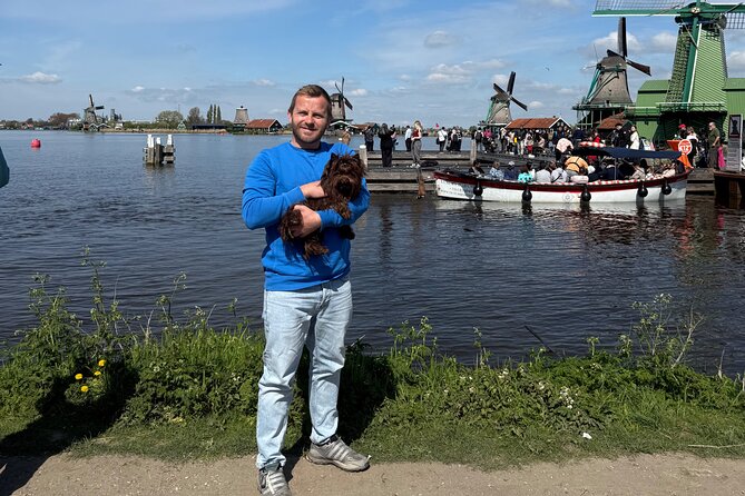 Explore Amsterdam in 75 Minutes – Pedicab Rickshaw City tour - A 75-minute Amsterdam pedicab tour that gets you oriented fast