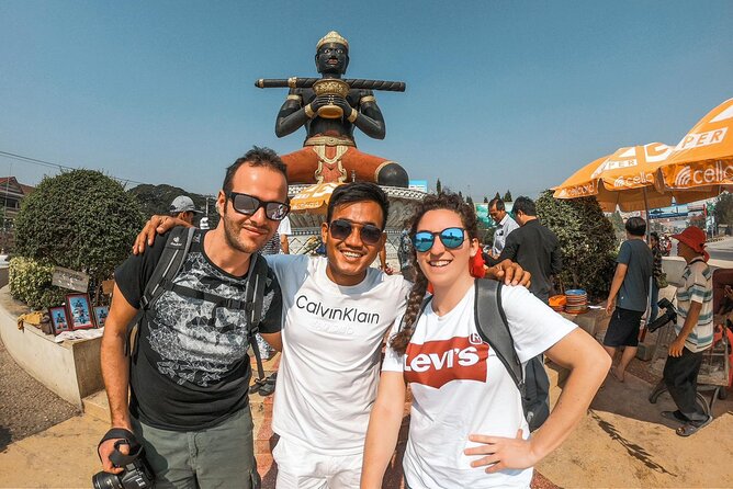 Explore Battambang full day tour by Tuk Tuk (start from 9am-6:30pm) - Phnom Sampeau and the Killing Cave: when the day turns serious