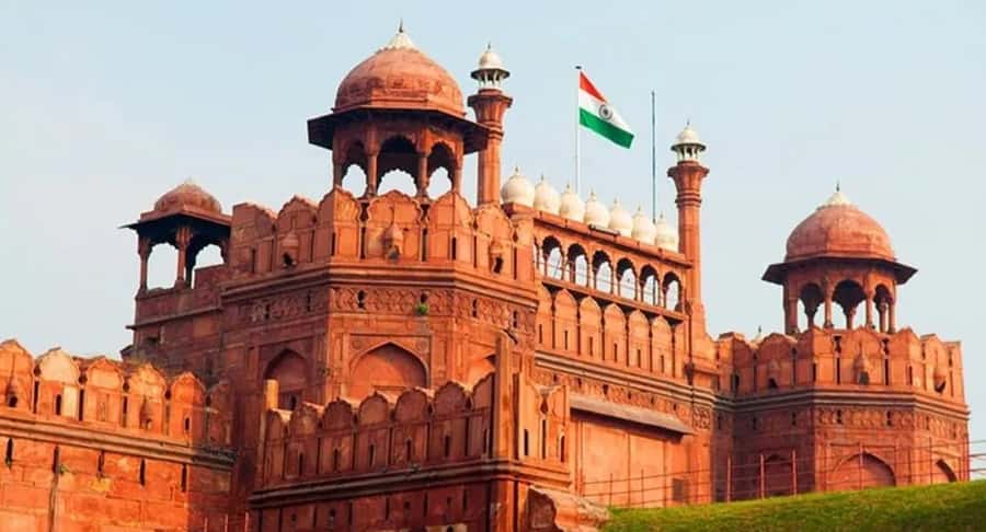 Explore Chandni Chowk: Old Delhi Private Tuk Tuk & Food Tour - India Gate and the New Delhi contrast you’ll feel immediately