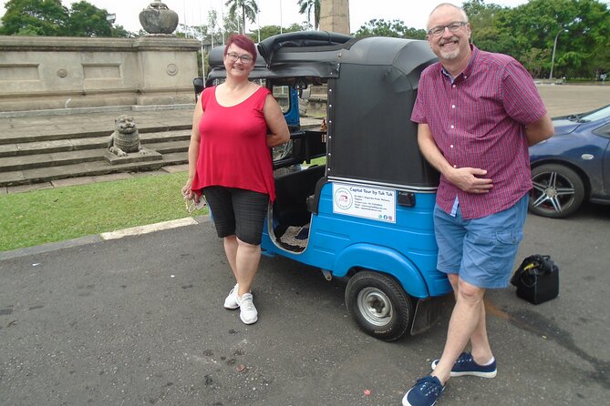 Explore Colombo by Tuk Tuk – All Entry Fees Included - Morning or afternoon: how to pick the right departure window