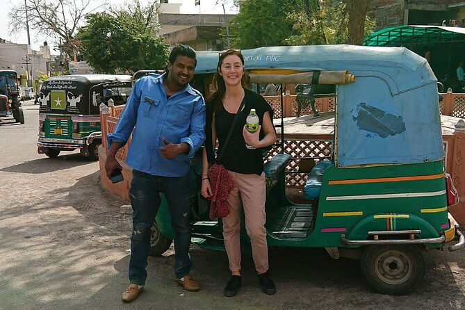 Explore Jaipur in a Tuk Tuk - Phool Mandi Flower Market: Start With Scent and Color