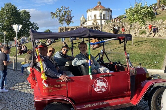 Explore Porto Aboard A Classic Tuk-Tuk tour 1h - Key highlights worth knowing before you go