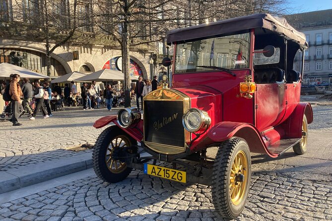 Explore Porto Aboard A Classic Tuk-Tuk tour 1h - Aliados Avenue and a quick crest of the city center energy