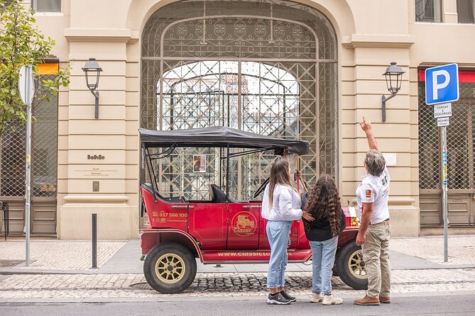 Explore Porto Aboard A Classic Tuk-Tuk tour 1h - Miradouro Serra do Pilar: the panoramic payoff at the end