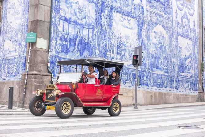 Explore Porto Aboard A Classic Tuk-Tuk tour 1h - From Porto Cathedral to São Bento: the route starts with big “wow” architecture