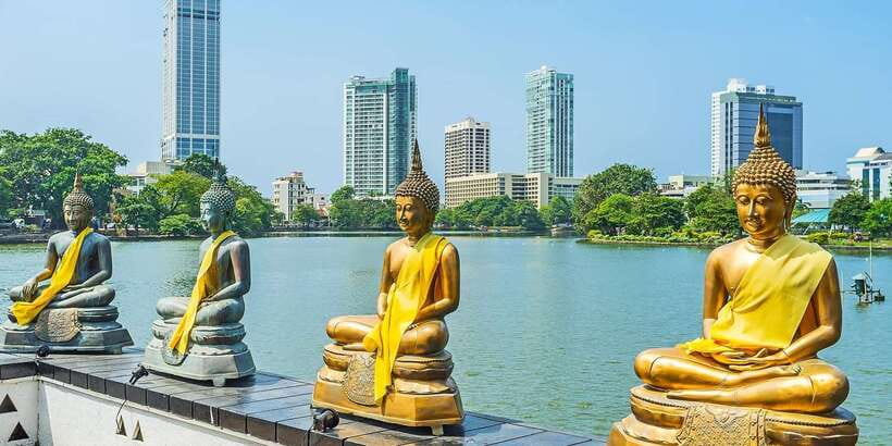 Explore The Colombo City by Private Tuk Tuk or Car - Independence Square: A Quick Reset Between Old and Everyday Colombo