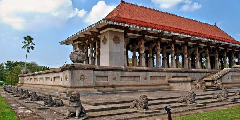 Explore The Colombo City by Private Tuk Tuk or Car - Included Snacks, Water, and Mobile Wi‑Fi: Small Comforts That Add Value