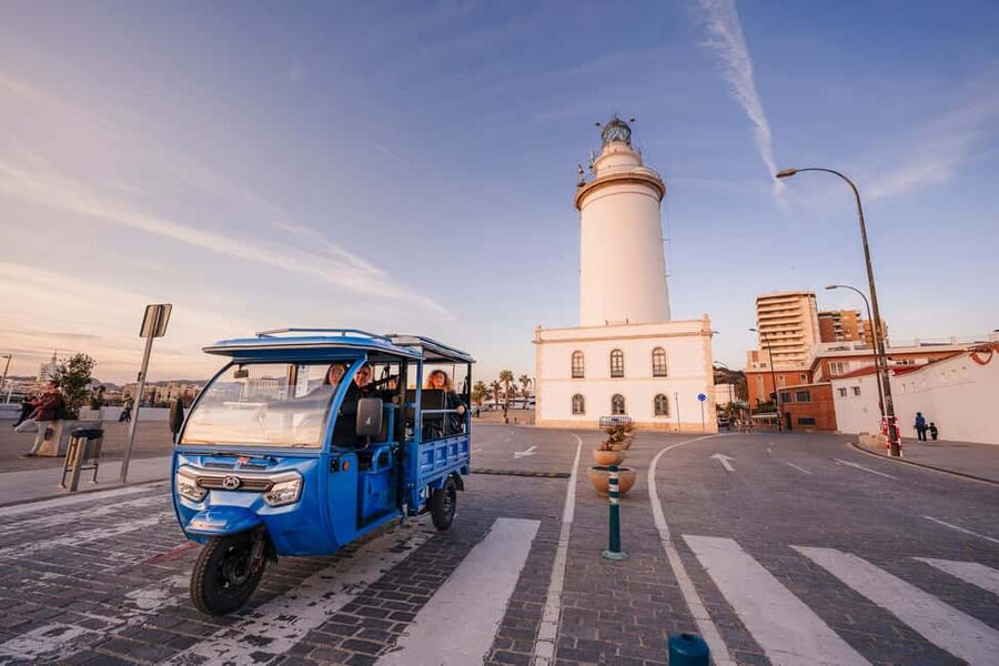 Express Tuk-Tuk Tour in Malaga: Gibralfaro Viewpoint and Photography - Key highlights worth your time