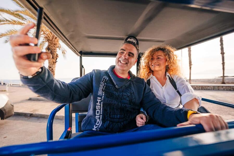 Express Tuk-Tuk Tour in Malaga: Gibralfaro Viewpoint and Photography - Photo stop time: two chances to get the shot