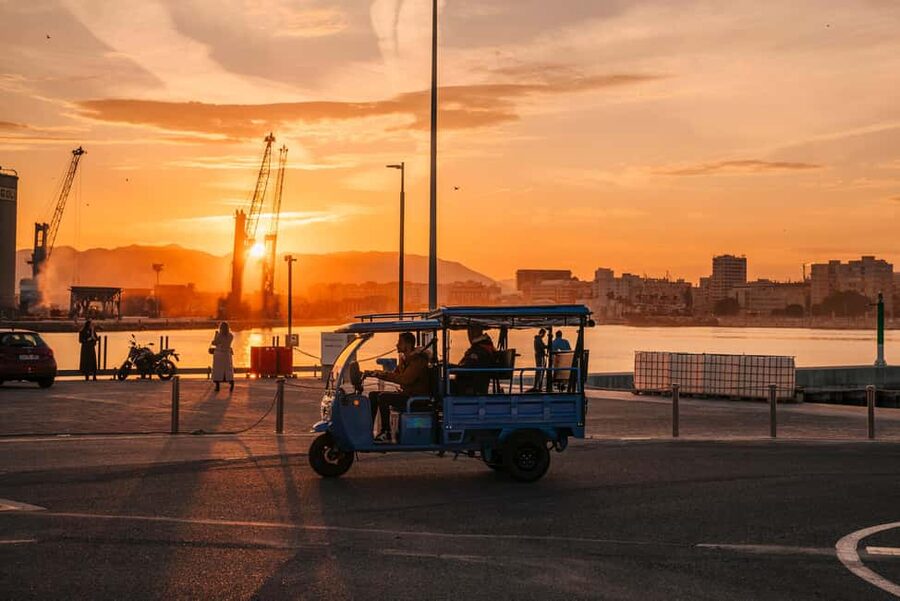Express Tuk-Tuk Tour in Malaga: Gibralfaro Viewpoint and Photography - The tuk-tuk ride segment: quick momentum over walking