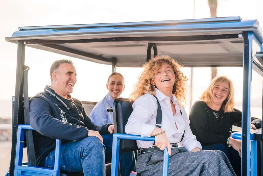 Express Tuk-Tuk Tour in Malaga: Gibralfaro Viewpoint and Photography - Plaza de la Merced pass-by: a quick taste of the center