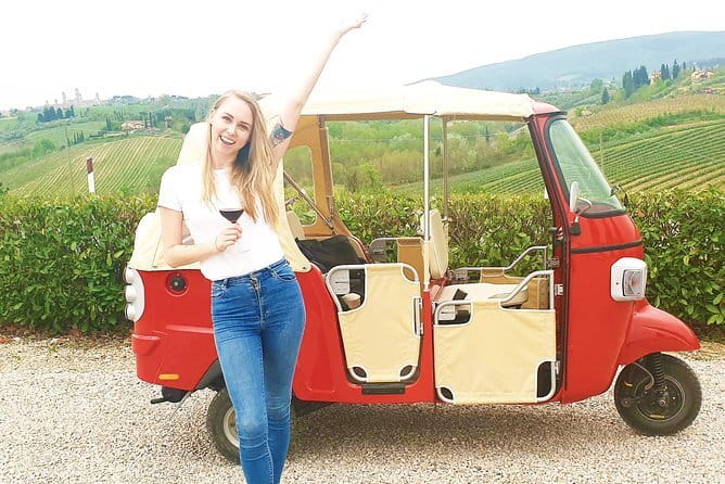 From Florence:Tuscany Tuk Tuk with Lunch, Wine & San Gimignano - Who should book this Florence to San Gimignano tuk-tuk day