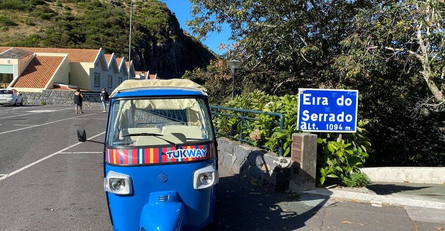 From Funchal: Madeira Nuns Valley Sightseeing Tuk-Tuk Tour - Curral das Freiras: why nuns hid from pirates