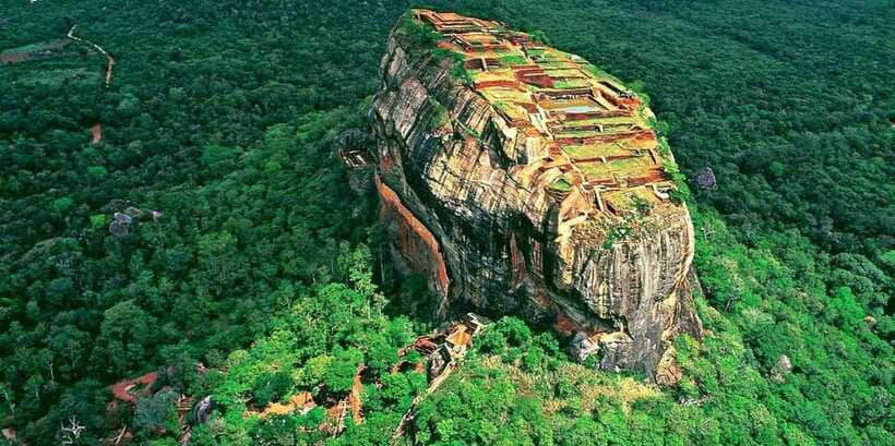 From Kandy: Sigiriya Guided Tuk-Tuk Tour - Sigiriya vs Pidurangala: pick your rock based on effort and vibe