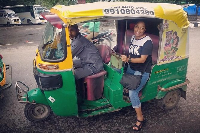 Full Day Delhi City Tour By Tuk Tuk - India Gate and government buildings: quick photos without the stress