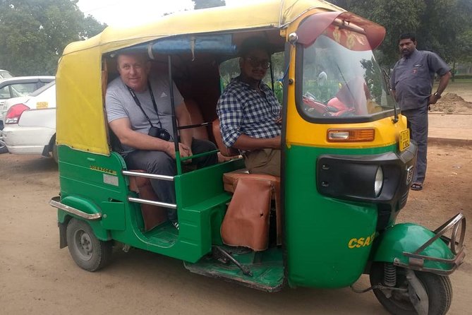 Full Day Delhi City Tour By Tuk Tuk - Getting started: pickup, your guide, and the 9:00 am launch