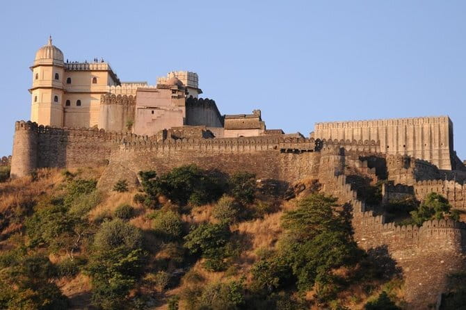 Full Day Jaipur Luxury Tuk-Tuk Tour - Jal Mahal: a short stop that still gives you a wow moment