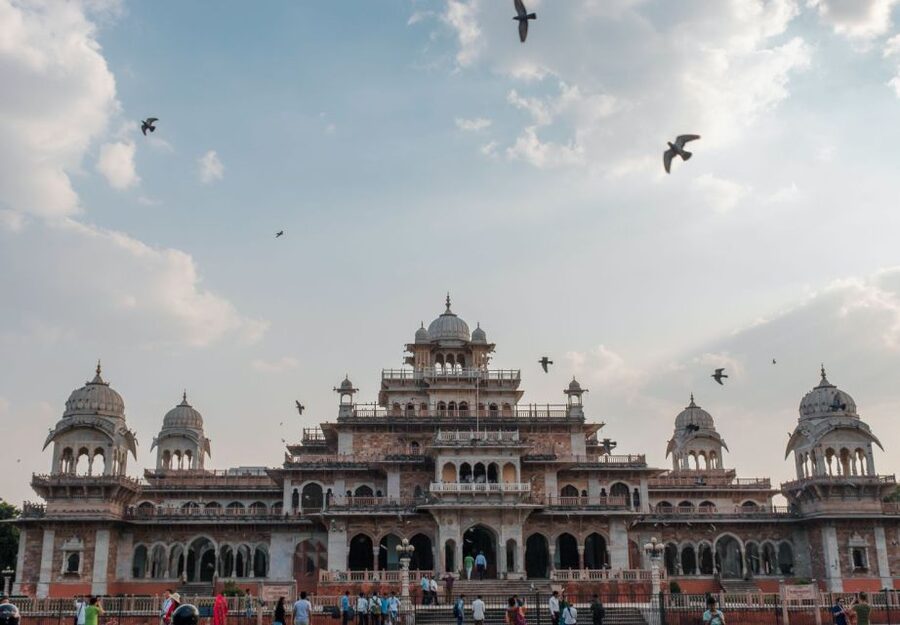 Full day Jaipur sightseeing tour by tuk tuk. - Lunch and Free Time: Keep It Flexible