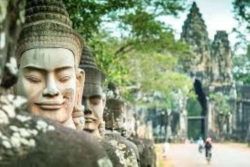 Full Day Private of Angkor Wat Tour with Tuk Tuk - Terrace of the Elephants: the 300-meter royal viewing platform