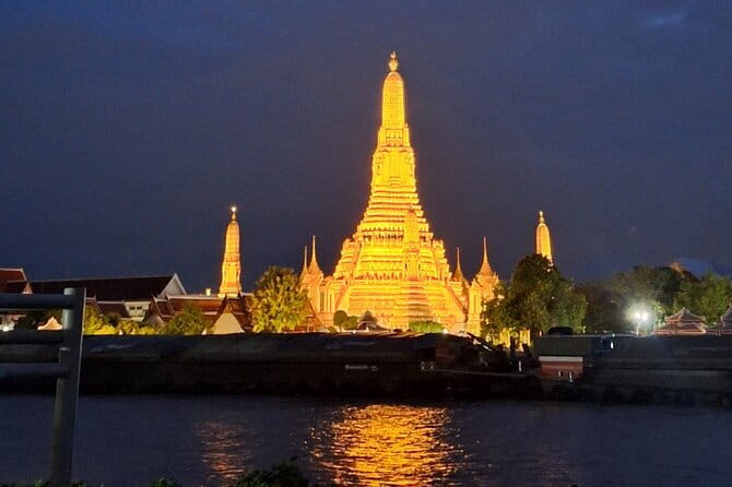Fun Tuk Tuk Dinner and Massage in Old Town Bangkok - 50-minute Thai massage: the best part to end with calm