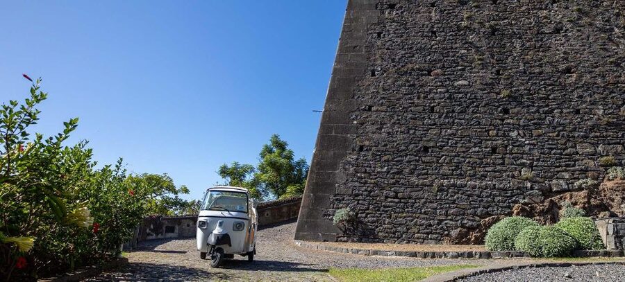 Funchal : 1 hour City Tour by Tuk-Tuk - Fort of São Tiago: a second short visit with more of the defensive-city picture
