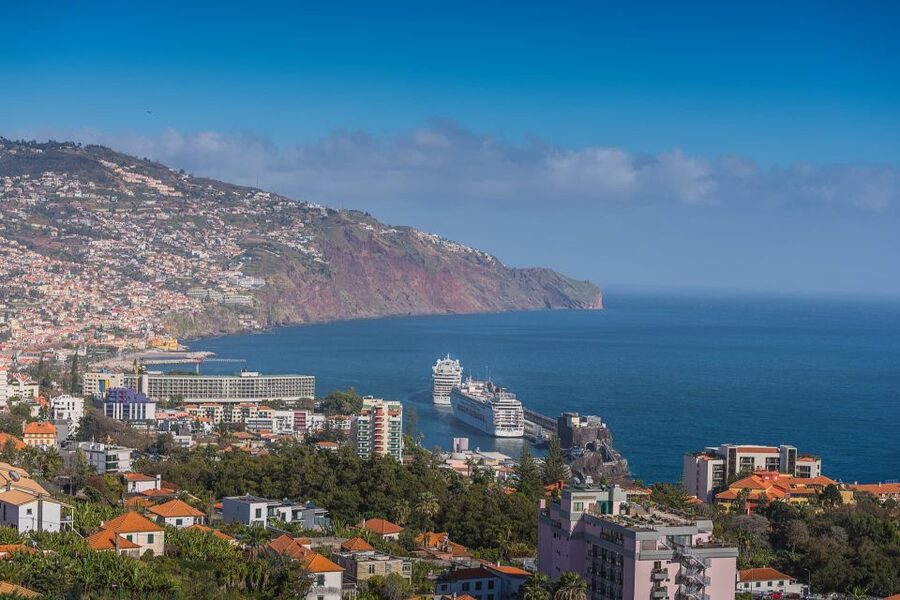 Funchal: City Highlights Tuk-Tuk Tour - Funchal Cathedral: Manueline Gothic in Real Life