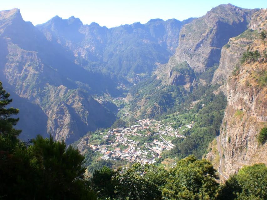 Funchal: Eira do Serrado Nun´s Valley viewpoint tuk tuk Tour - Why Eira do Serrado and Nun’s Valley Work So Well in 2 Hours