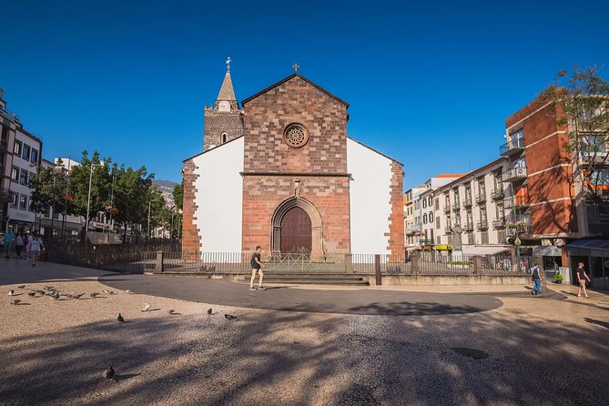 Funchal Epic Private Tuk-Tuk Tour - The extra 45 minutes: your guide fills the gaps