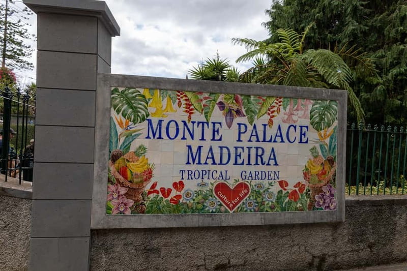 Funchal: Guided Tuk Tuk Tour to Toboggan Rides & Old Town - Miradouro dos Marmeleiros: the quick viewpoint that pays off