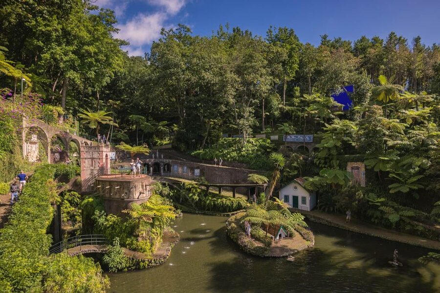 Funchal: Monte Tropical Garden & Toboggan Ride by Tuk Tuk - Monte Palace Tropical Garden: 70,000 sqm of photo-friendly calm