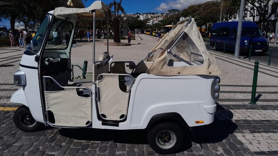Funchal: Private Guided Tour of Historic Center by Tuk Tuk - Included pickup, drop-off, and what costs extra