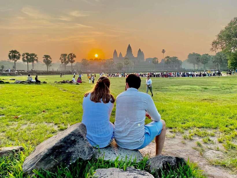 Grand Circle With Sunrise Private Tuk-Tuk - Key Points at a Glance