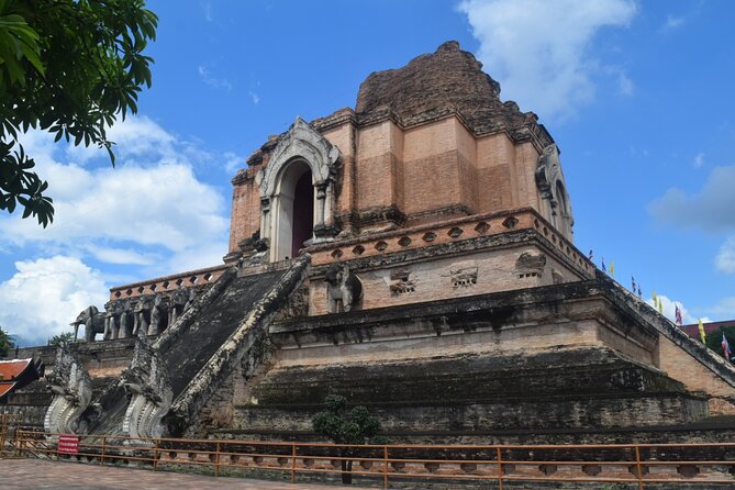 Half Day Chiang Mai City and Cultural by TukTuk, Samlor & Red car (Private Tour) - Why this half-day Chiang Mai city tour works (even if you’re short on time)