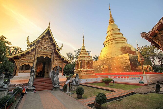 Half-Day Private Night Tour by Tuk Tuk in Chiang Mai City - Muang Mai Market and Warorot Market: where the night turns tasty