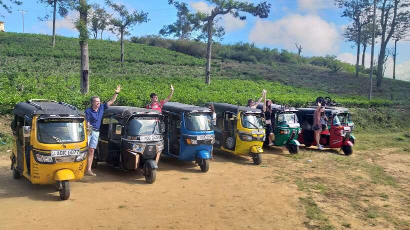 Haputale:Glorious Tuk Tuk Ride to Lipton'sSeat & Tea Factory - What to bring (and why it matters in the highlands)