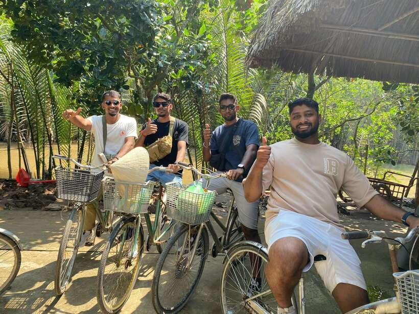 HCM: Mekong Delta Islands Boat & Tuk-Tuk Tour with Tastings - Guides, Group Size, and Why It Matters for Comfort