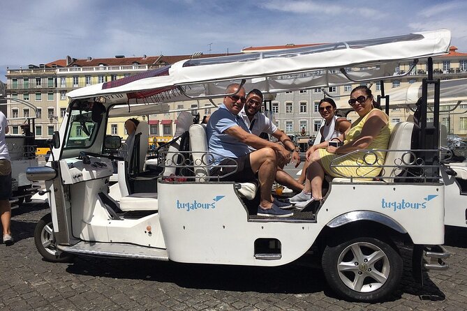 Heart of Lisbon Private Tuk Tuk Tour - Portas do Sol Viewpoint: A Free 10-Minute Photo Magnet
